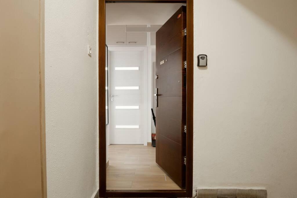 Petofi Family Apartman Debreţin Exterior foto
